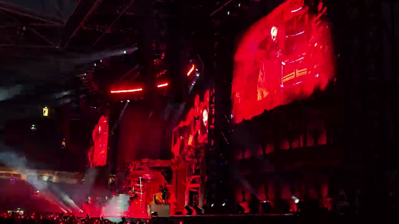 Lady Gaga Sydney - 📽: twinmusix.com 