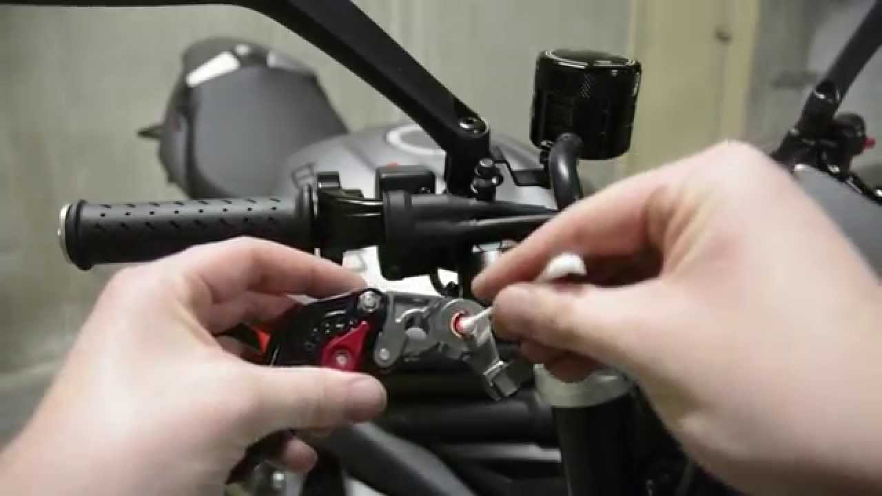 How to Install: Triumph Short Anodized Brake Levers