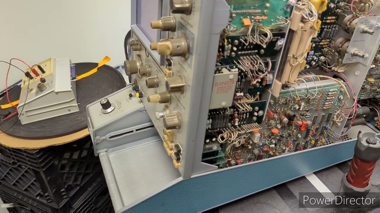 Tektronix 576 Curve Tracer Restoration/Repair - Part 4!