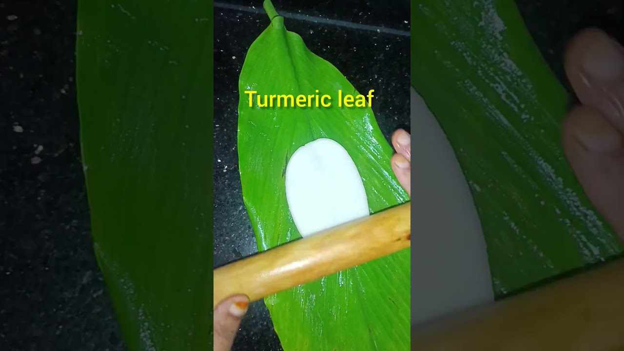 Steam Half Moon #steam #pitha #tasty #sweets #coconut #jaggery #turmericleaf