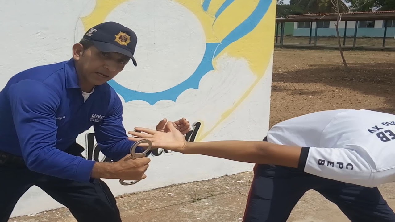 Técnicas de Esposamiento Policial - Explicado con detalles