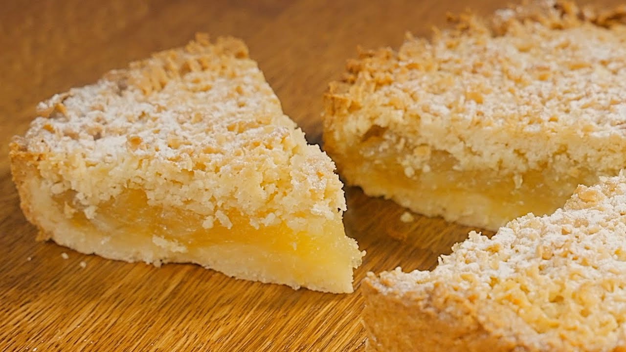 Дедушка научил меня делать невероятно вкусный лимонный пирог.