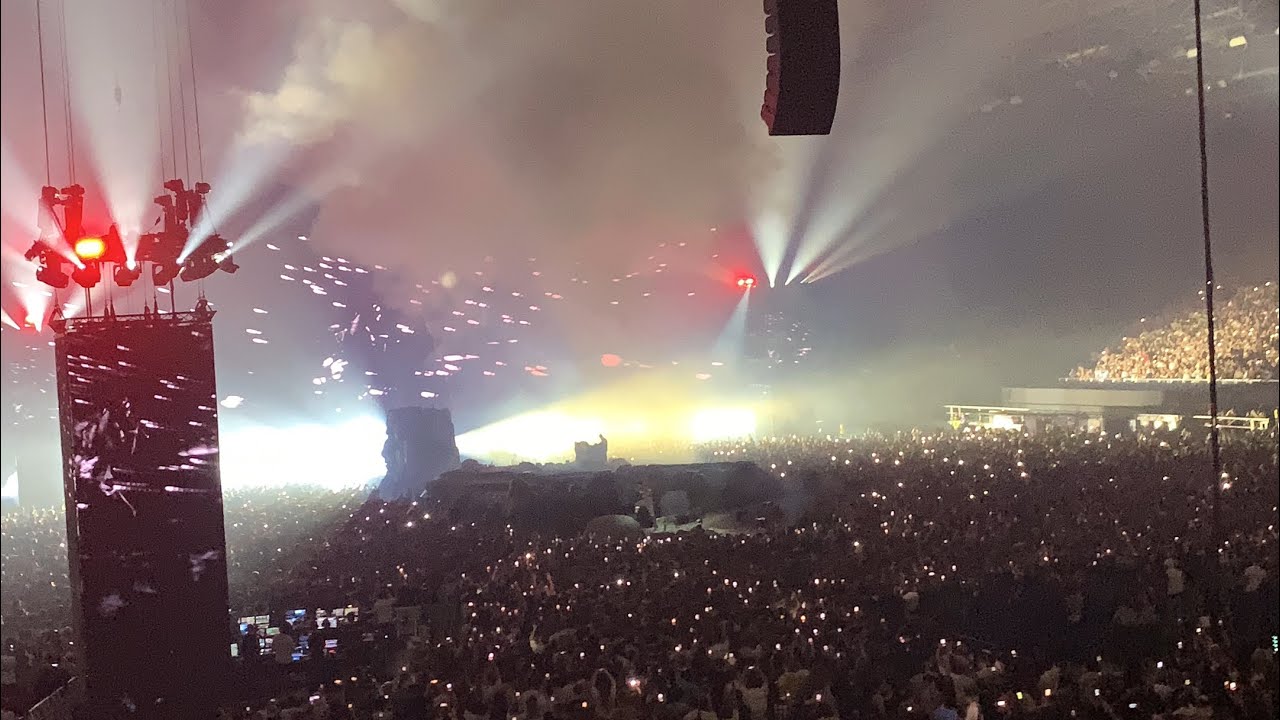 MAMACITA - TRAVIS SCOTT LIVE IN ARNHEM