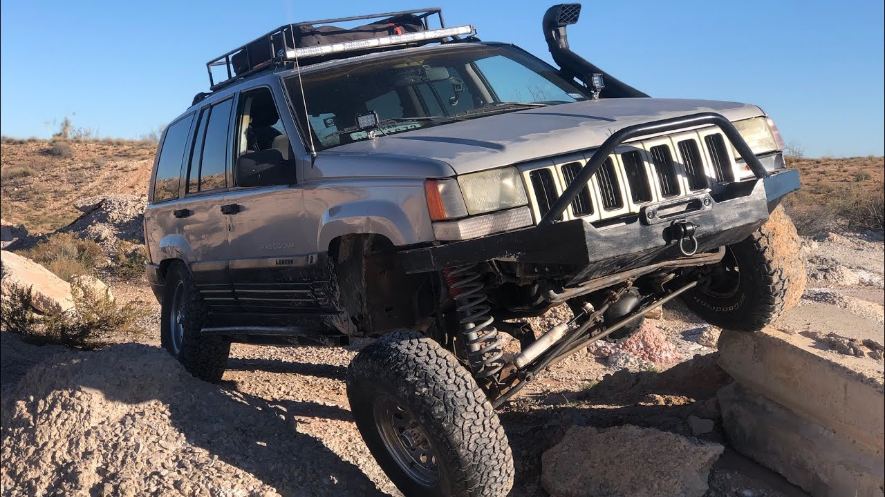 My first zj. Budget build on 33s rock crawling