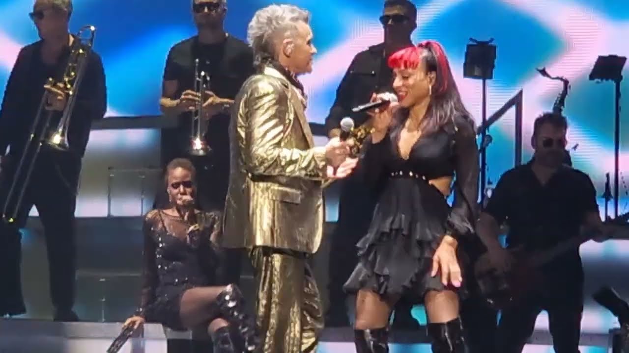 Robbie Williams - Kids - LIVE in Köln 05.02.2023