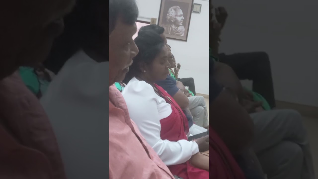 මාතර   ප්‍රාදේශිය  ලේකම්  කාර්‍යාලයේ  කවිමඩුව   කනංකේ  ලතා ද සිල්වා