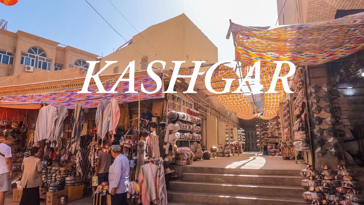 4K 漫步新疆喀什古城，感受异域风情品尝特色美食|Walking tour ancient city of Kashgar in Xinjiang and taste special food