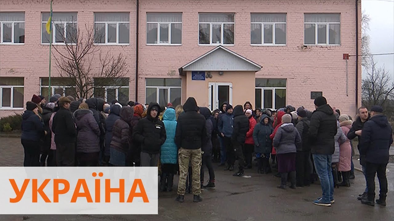 В селе Виры на Ровенщине в школе на 200 человек учатся более 600 детей