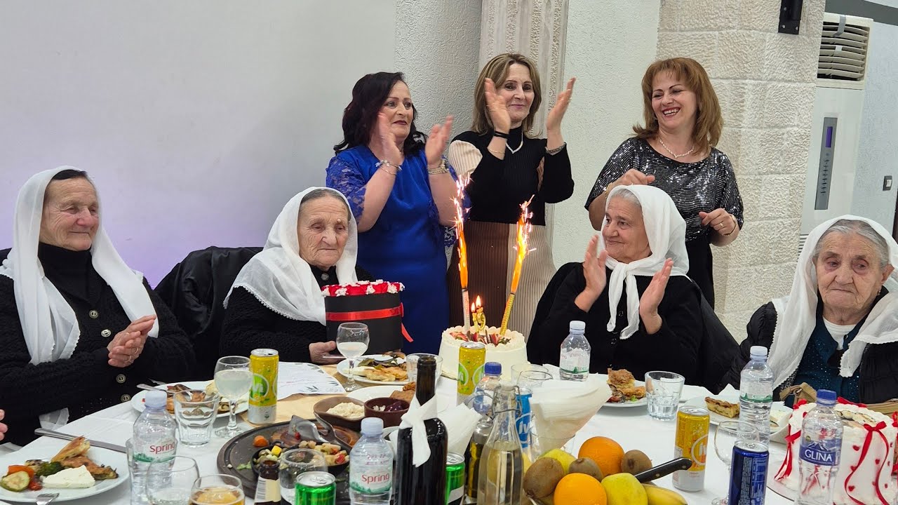 Kenga Haki Elezi't Dhurate nr  79 Vjetorin e Nenes Per djalin jo ne tete  