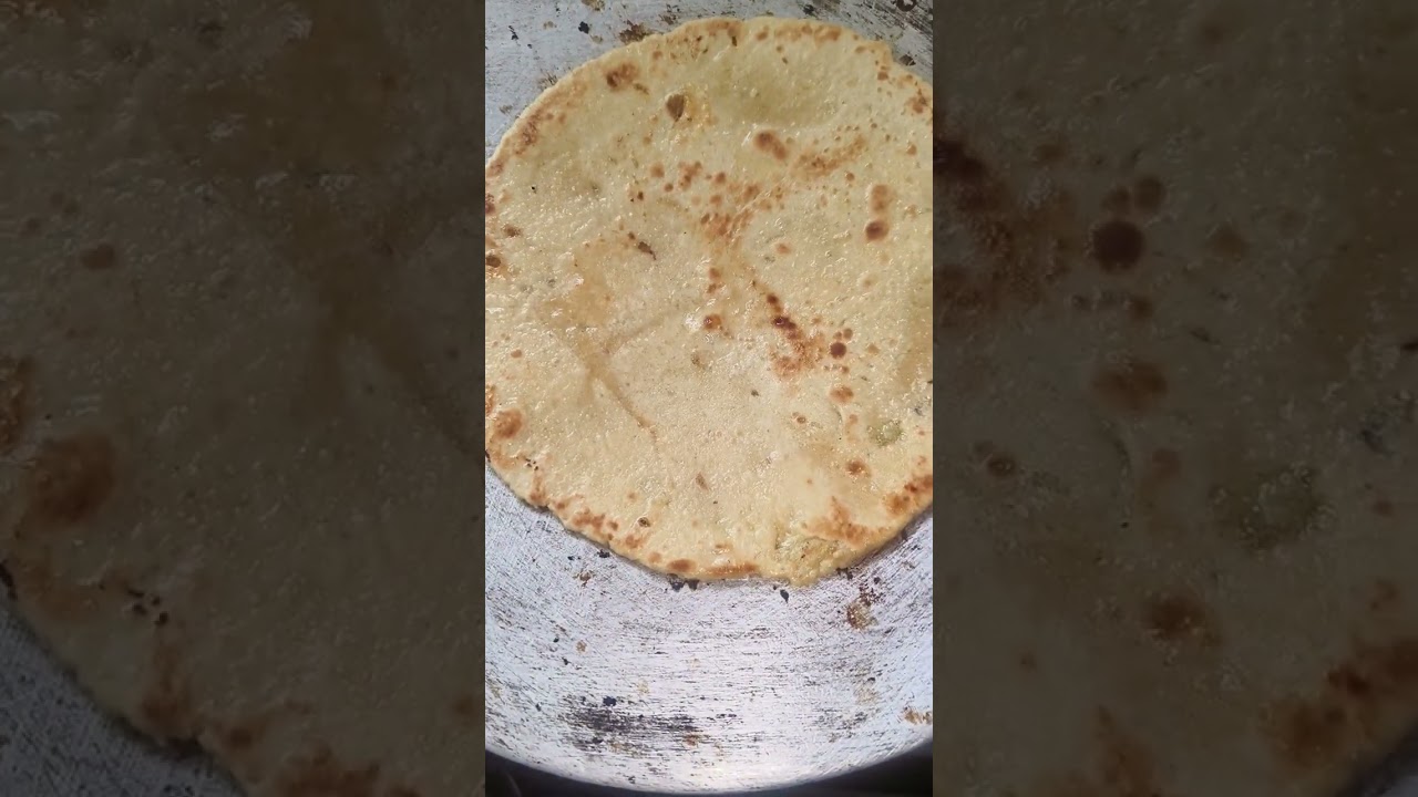 साधी सोपी आणि शरीराला पौष्टिक अशी ही रेसिपी आहे ज्याचं नाव आहे #रताळ्याच्या घाऱ्या 😋😋😋