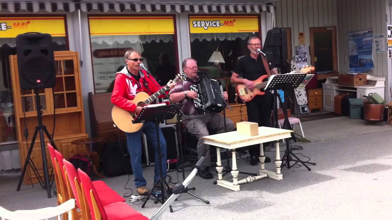 Tømmerdalens - Klara (live@botnabua summer 2013)