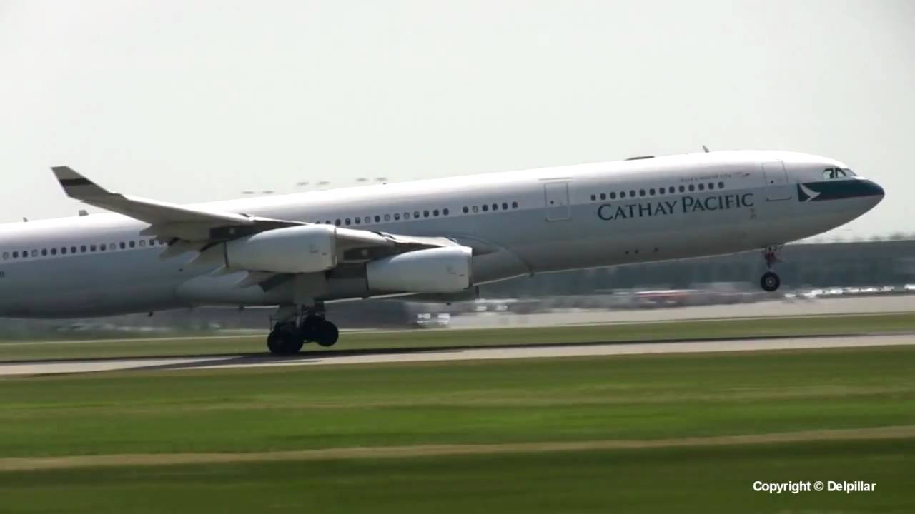 A montage of light and heavies landing 26R at YVR