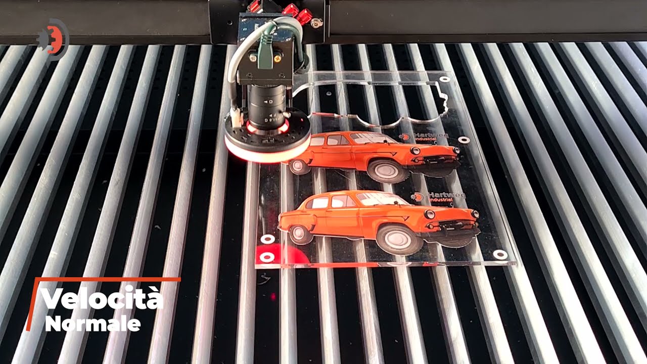 Taglio Laser Co2 WEDGE HL-DUE 150Watt su Plexiglass con lettore di crocini CCD | Hartweg Industrial