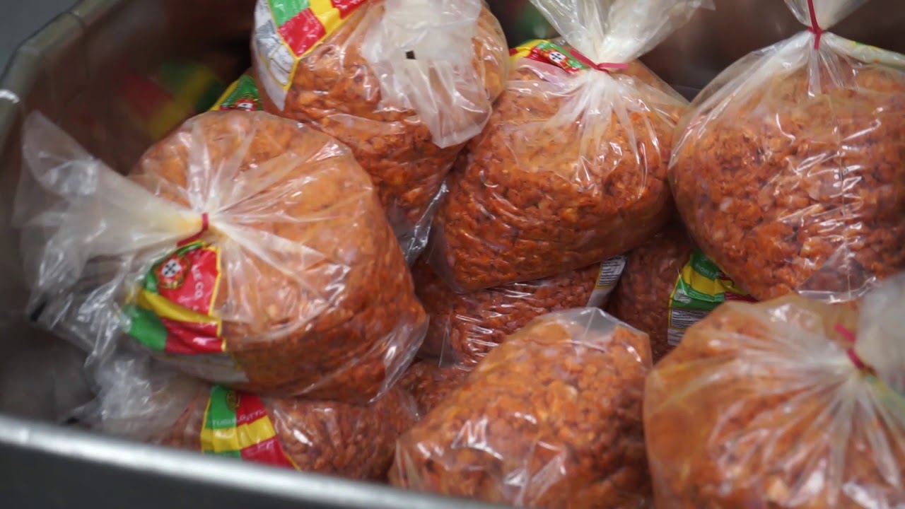 Acoreana MFG - Lingui&ccedil;a production in Fall River