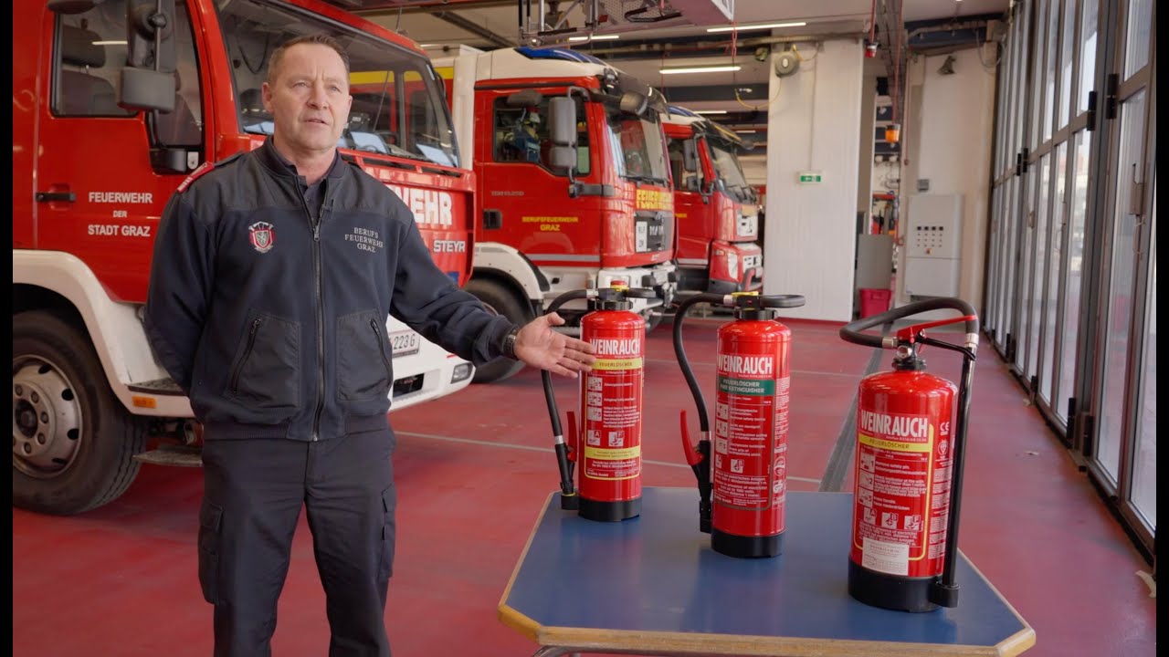 Brandschutz für zu Hause: Oberbrandmeister Gernot Klopf erklärt worauf es ankommt