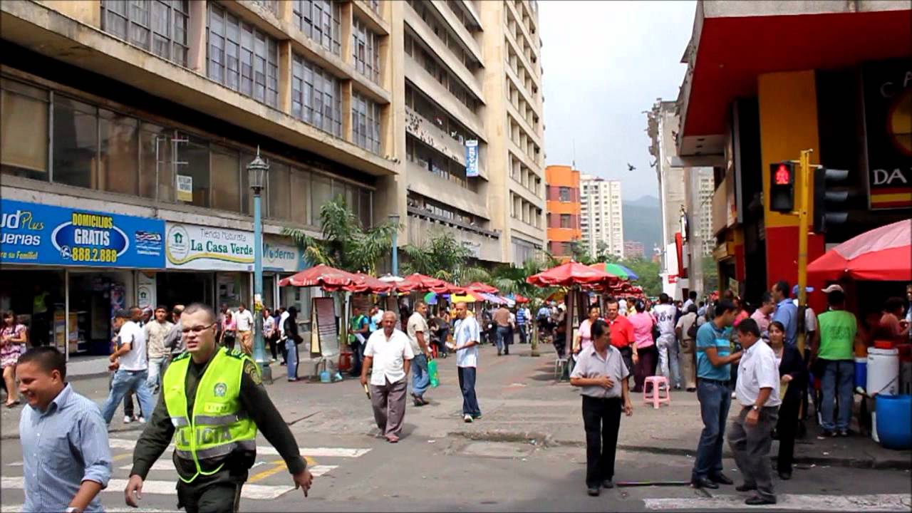 Santiago de Cali, Valle del Cauca, Colombia/ 11.2011/ HD