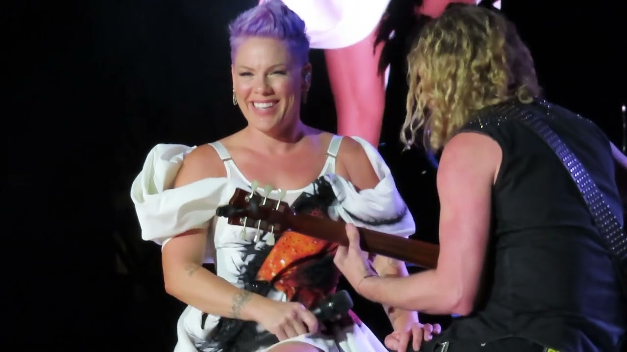P!nk/ Don’t let me get me/ Sydney 16/3/24