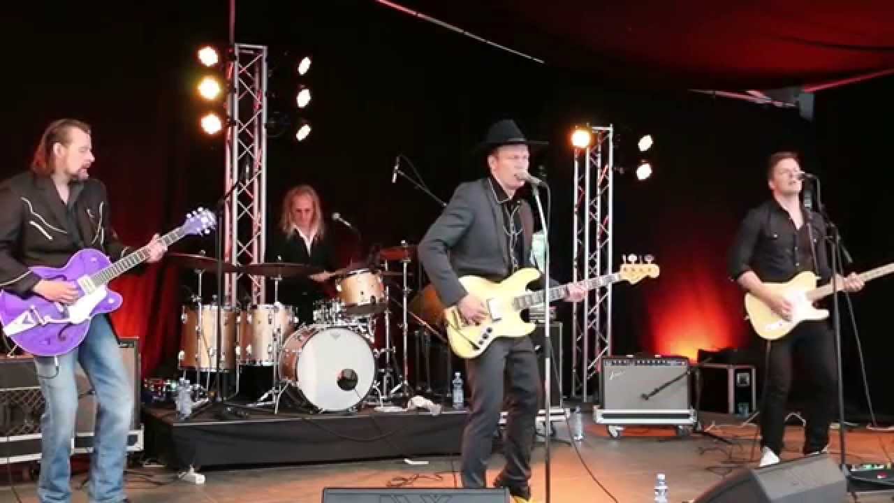 Marko Haavisto & Poutahaukat - Ehkä onnellisin & Liftarityttö - Jokamiehen Festivaali 2015, Tampere