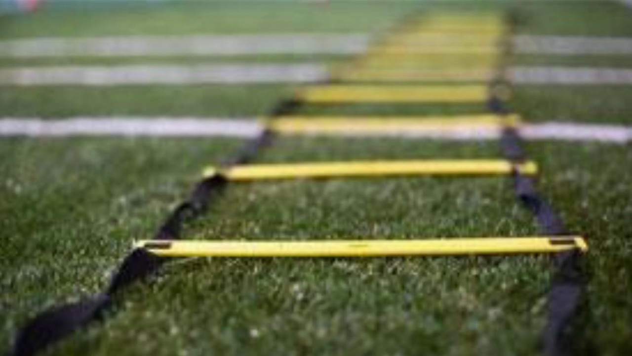 7 AGILITY LADDER DRILLS
