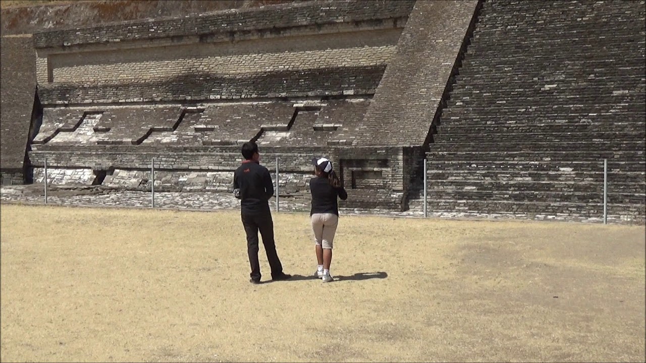Visiting the Town and Ruins of Cholula, M&eacute;xico