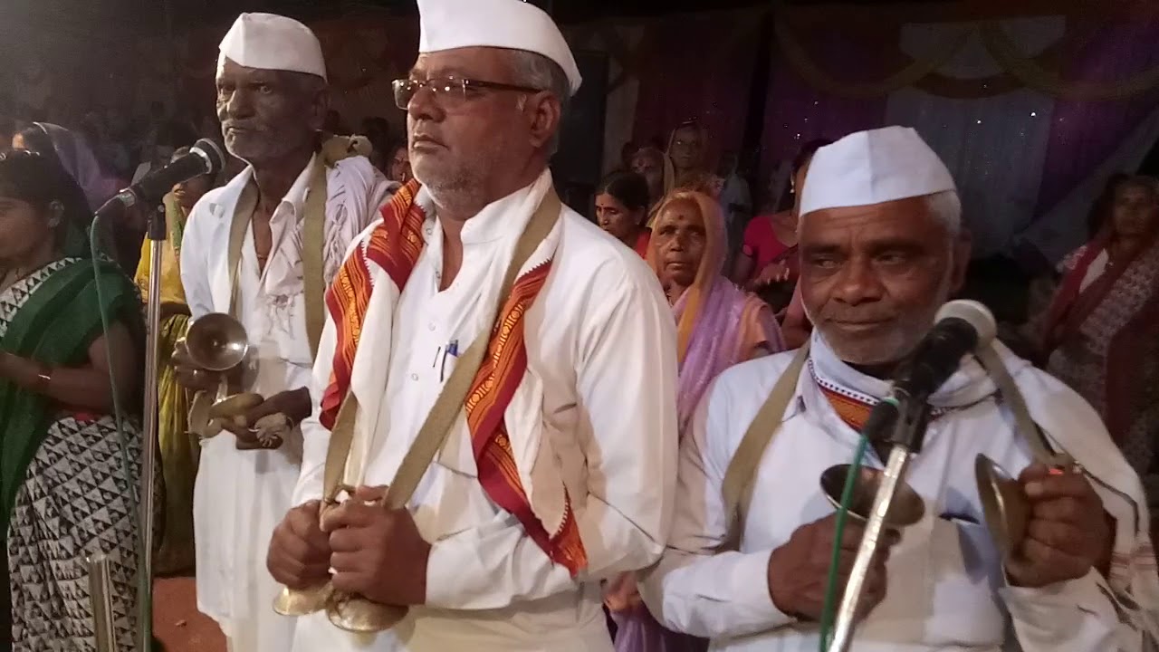 Sangita haripatha mdhila varakari pavalya muradangacharya akash Mharaj nikam