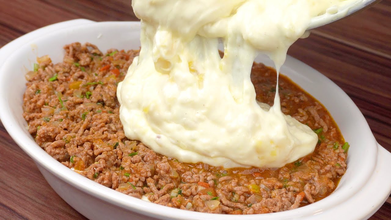 Mandioca cremosa de forno com carne moída, desse jeito você nunca viu!
