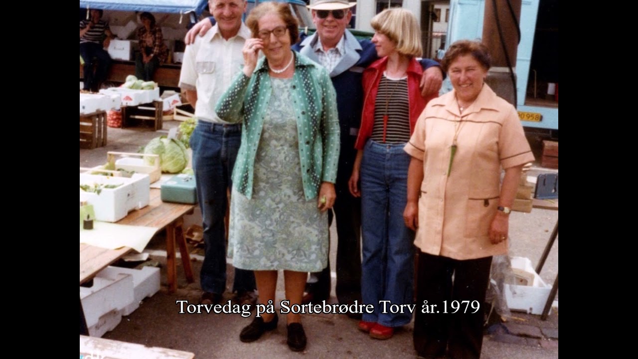 Torvedag på Sortebrødre Torv i Odense, fra 60'erne til 80'erne.