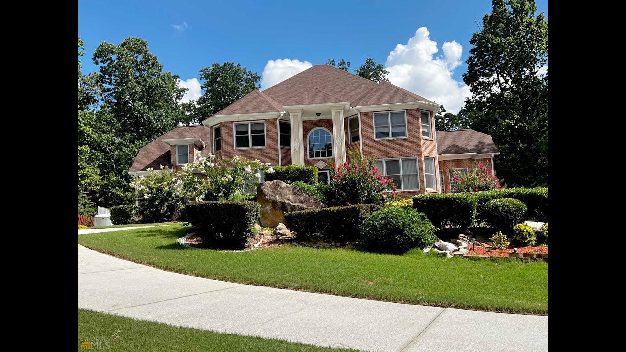 MUST SEE - FOR SALE - 4 BEDROOMS, 4.5 BATH HOME ON FINISHED BASEMENT IN LITHONIA GA