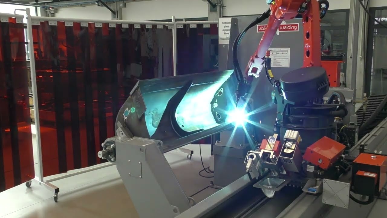 Robotic welding of excavator buckets