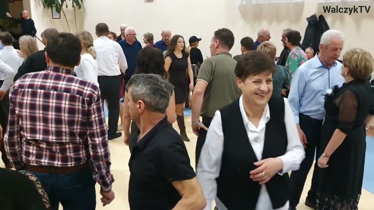 17 02 2026 ZABAWA OSTATKOWA z Kapelą BURSÓW u Stasia Maja w Pawłowie k.Szydłowca 