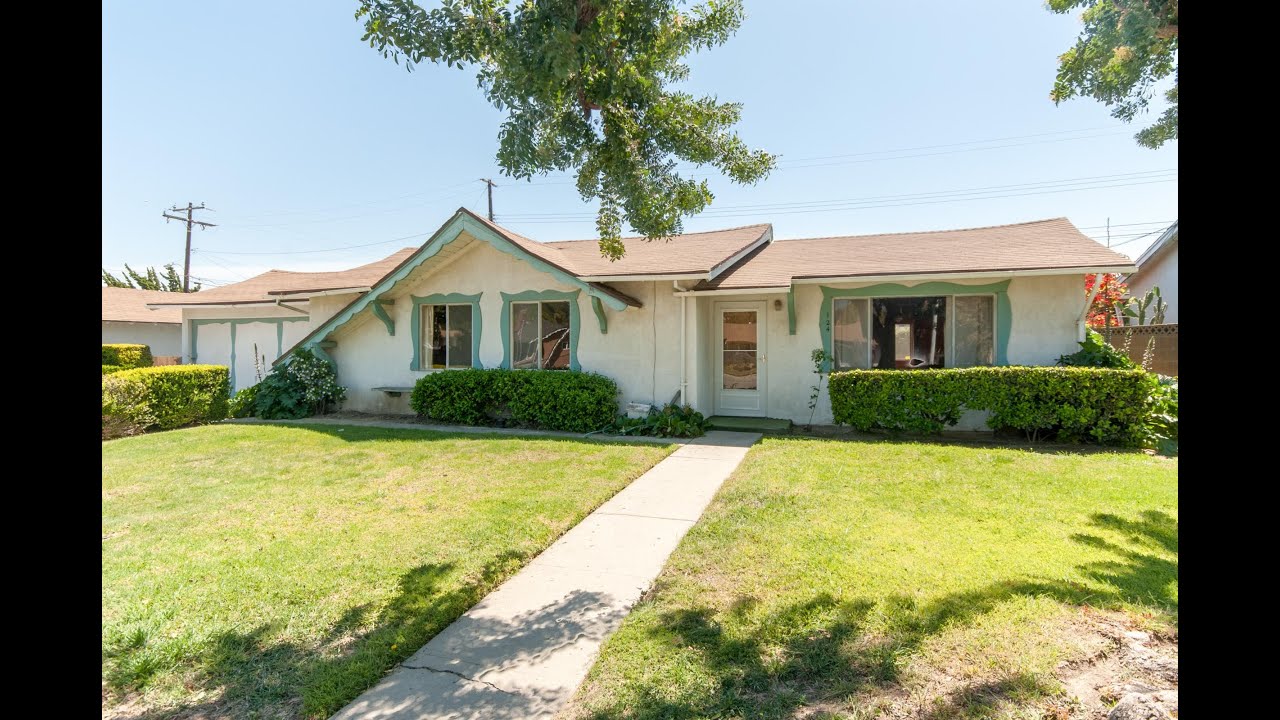 Property for sale - 124 West Santa Paula St, Santa Paula, CA 93060