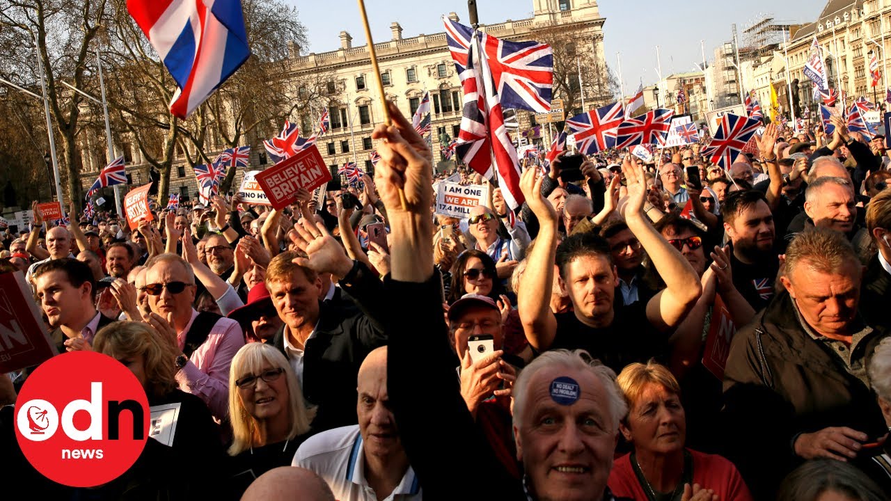Thousands of Brexit supporters rally in Westminster