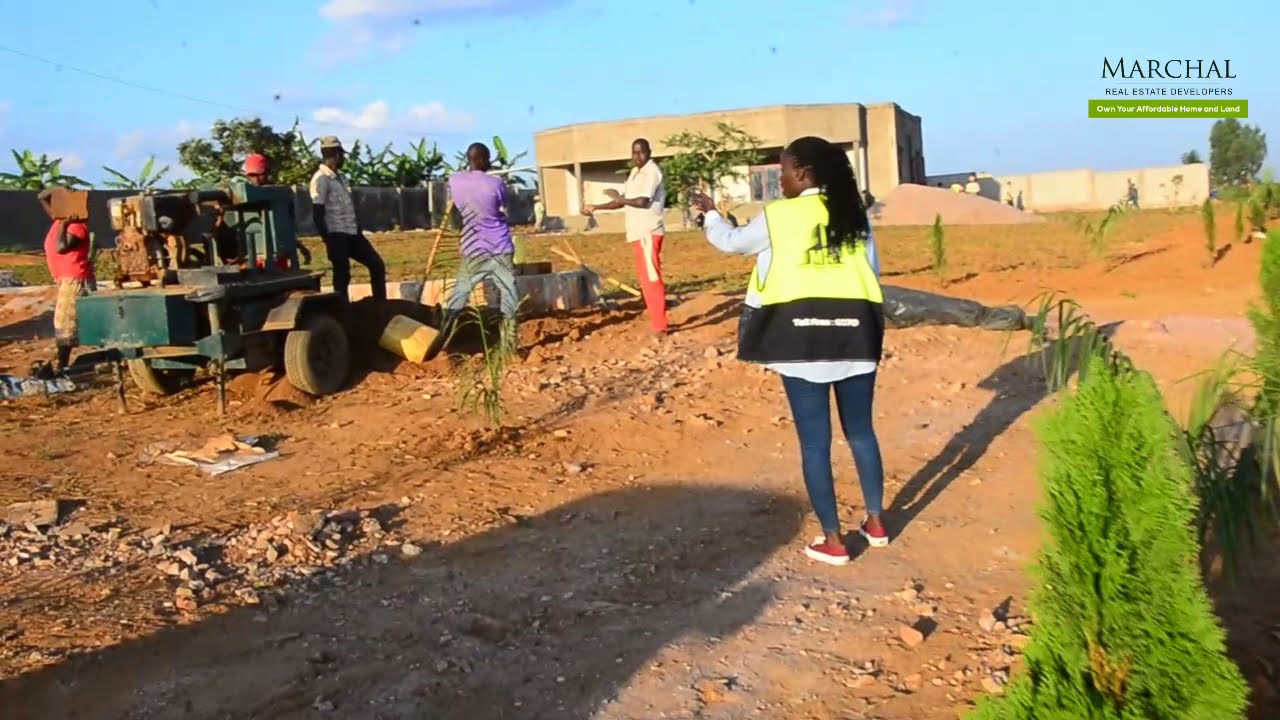 Ngaya y'Amatafari meza kandi Ahendutse  Agabanya Igiciro cy' inyubako ho 50% | INTERLOCKING BRICKS