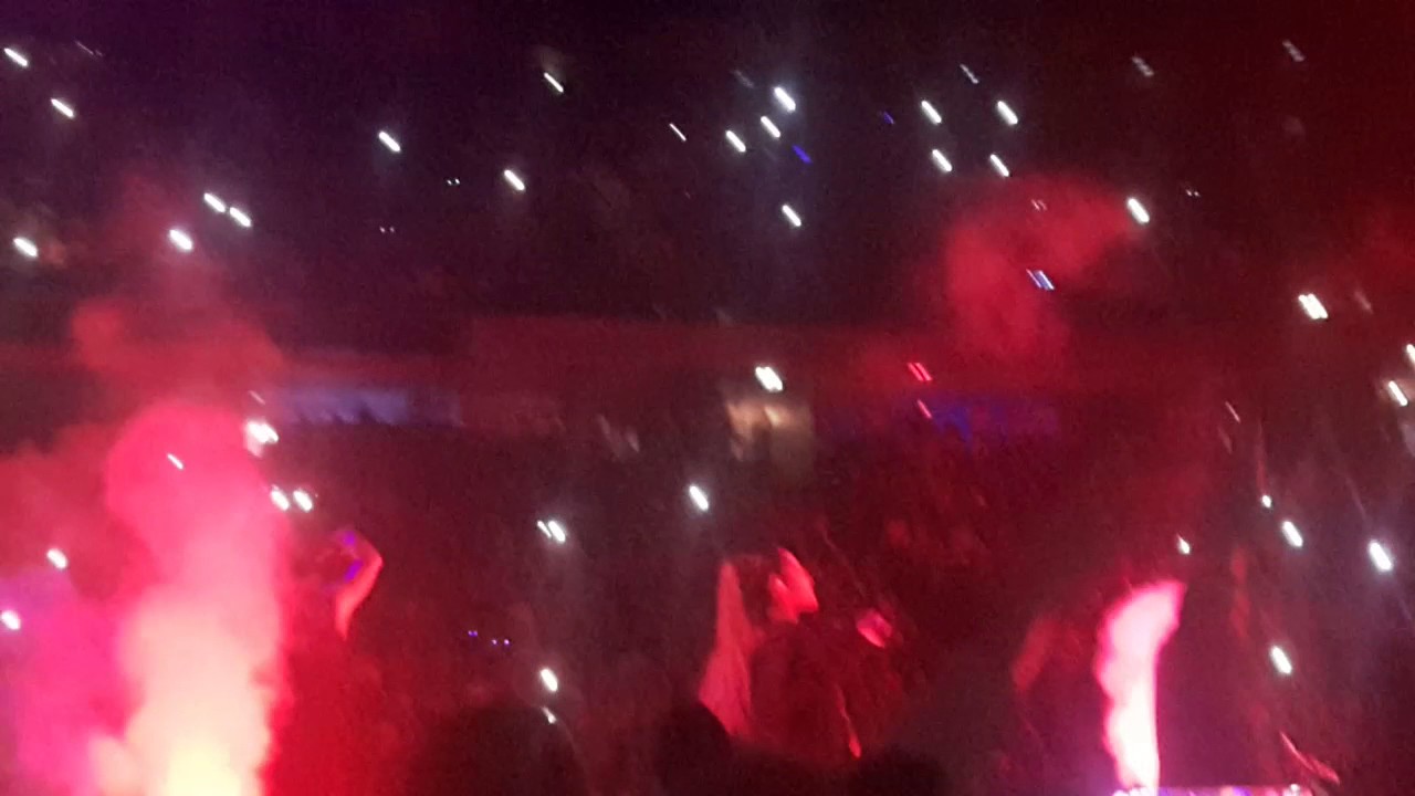 Ariana Grande - Everyday - Live Manchester, UK