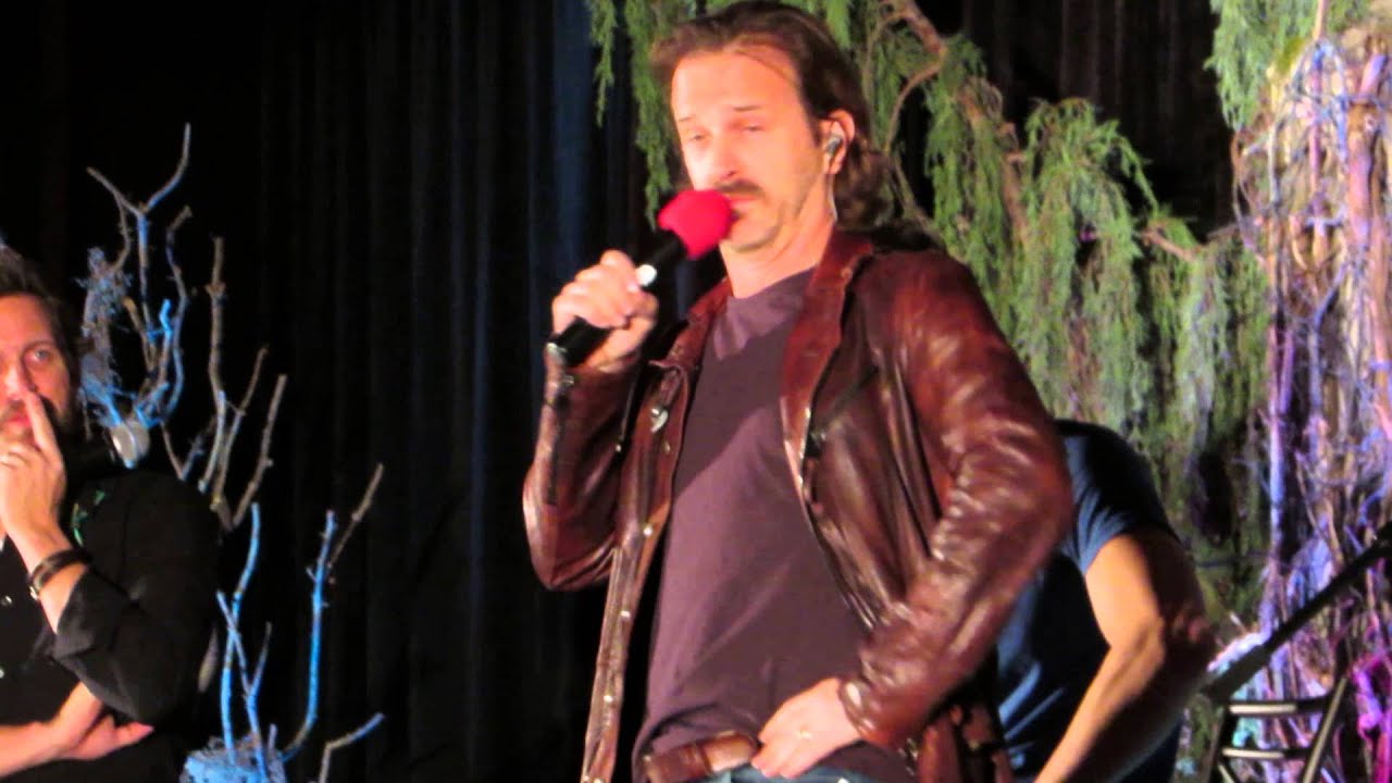 Richard Speight's Jensen Impression (Jacket On or Jacket Off) - PasCon 2015
