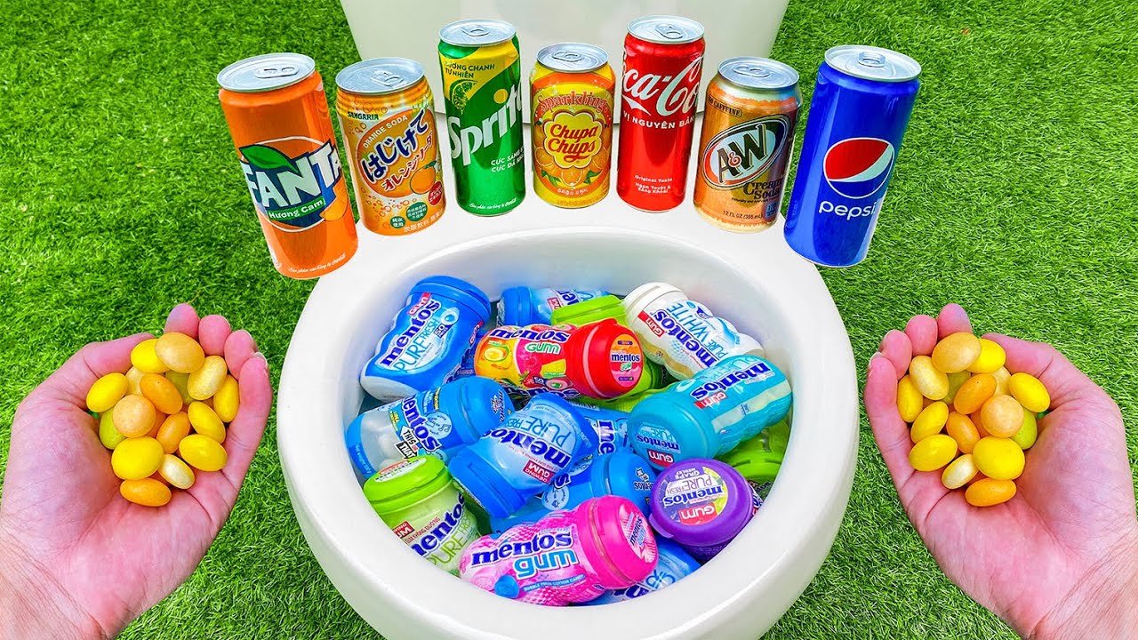 Pepsi, Coca Cola, Sprite, Fanta & Other Sodas VS Mentos Gum in the toilet