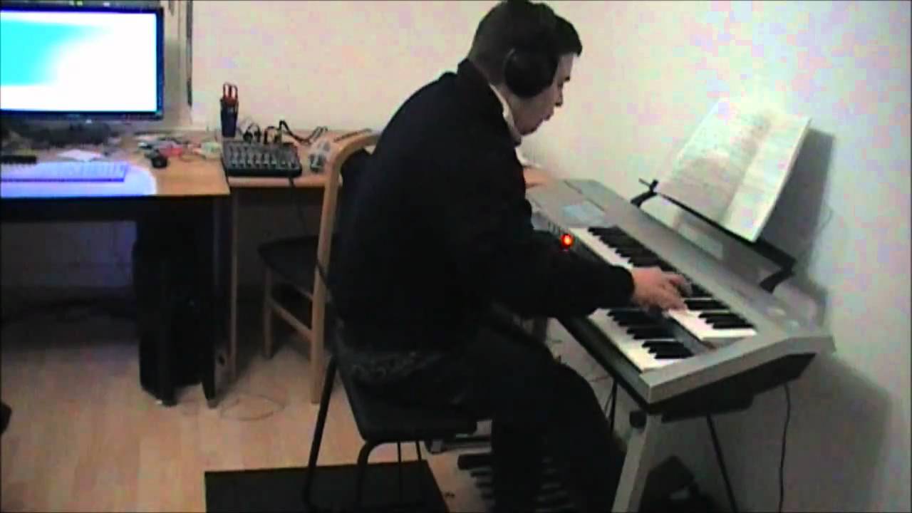 Marco Cerbella plays 