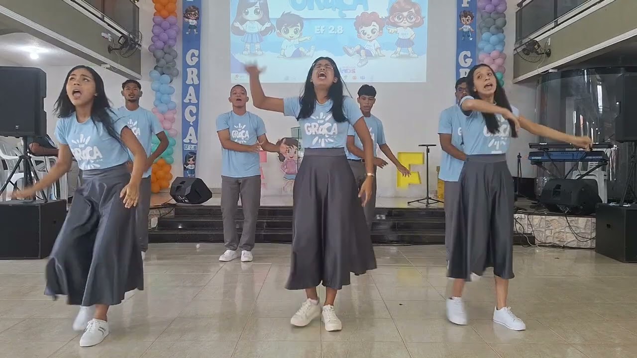 (Jesus e o presente)  coreografia Treinamento da ebf ucadevic 2025