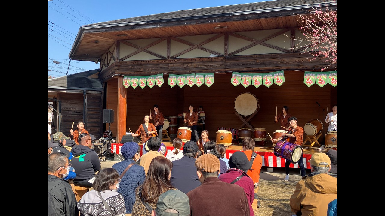 『越生梅林　梅まつり（越生町）』早咲きで満開を迎える紅梅や白梅　春を感じるステージイベント　令和８年２月15日（日）