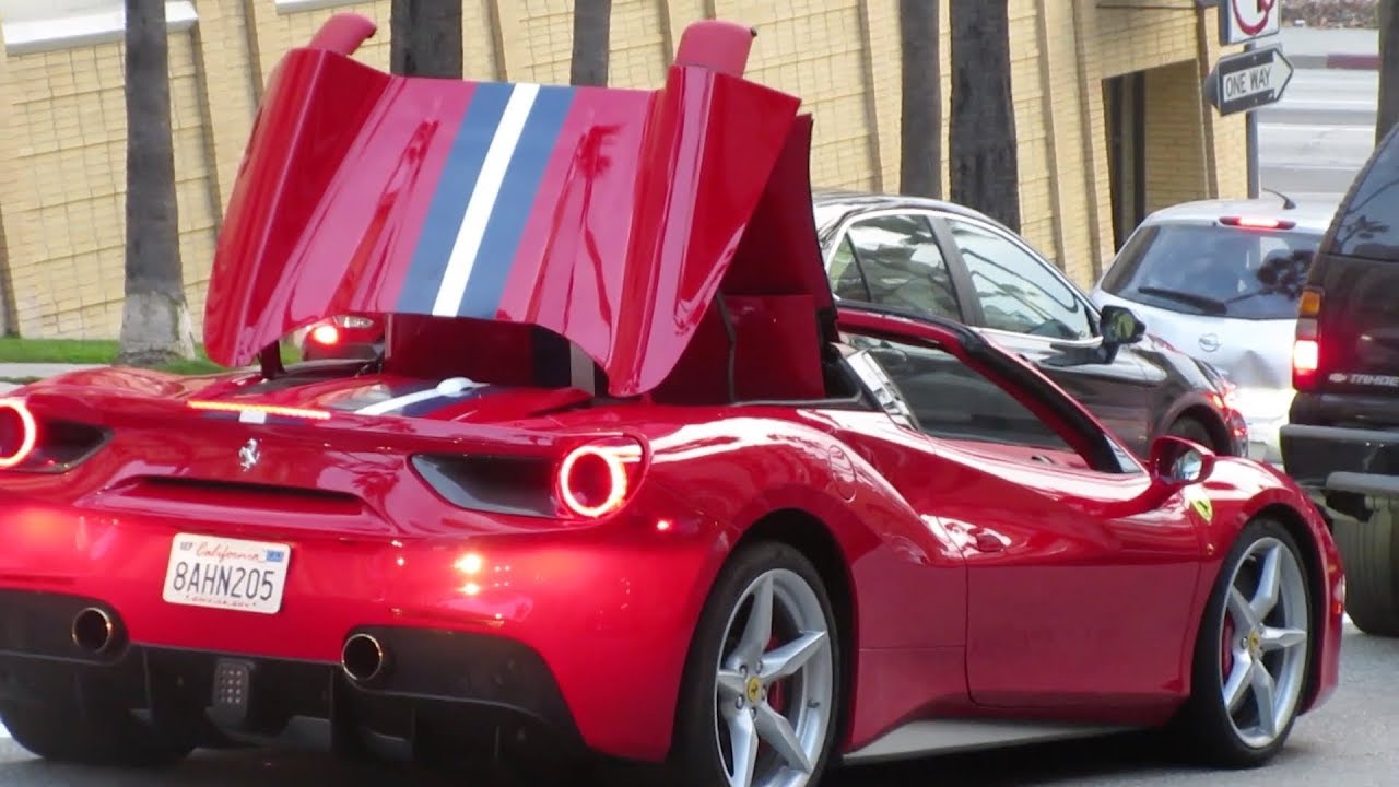 Ferrari 488 Spider in L.A. Traffic (w/ roof operation)