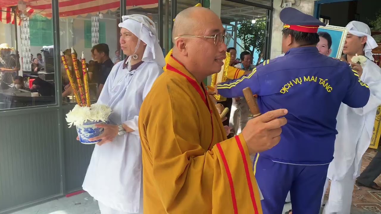TANG LỄ CỤ ÔNG PHAN VĂN BẢY