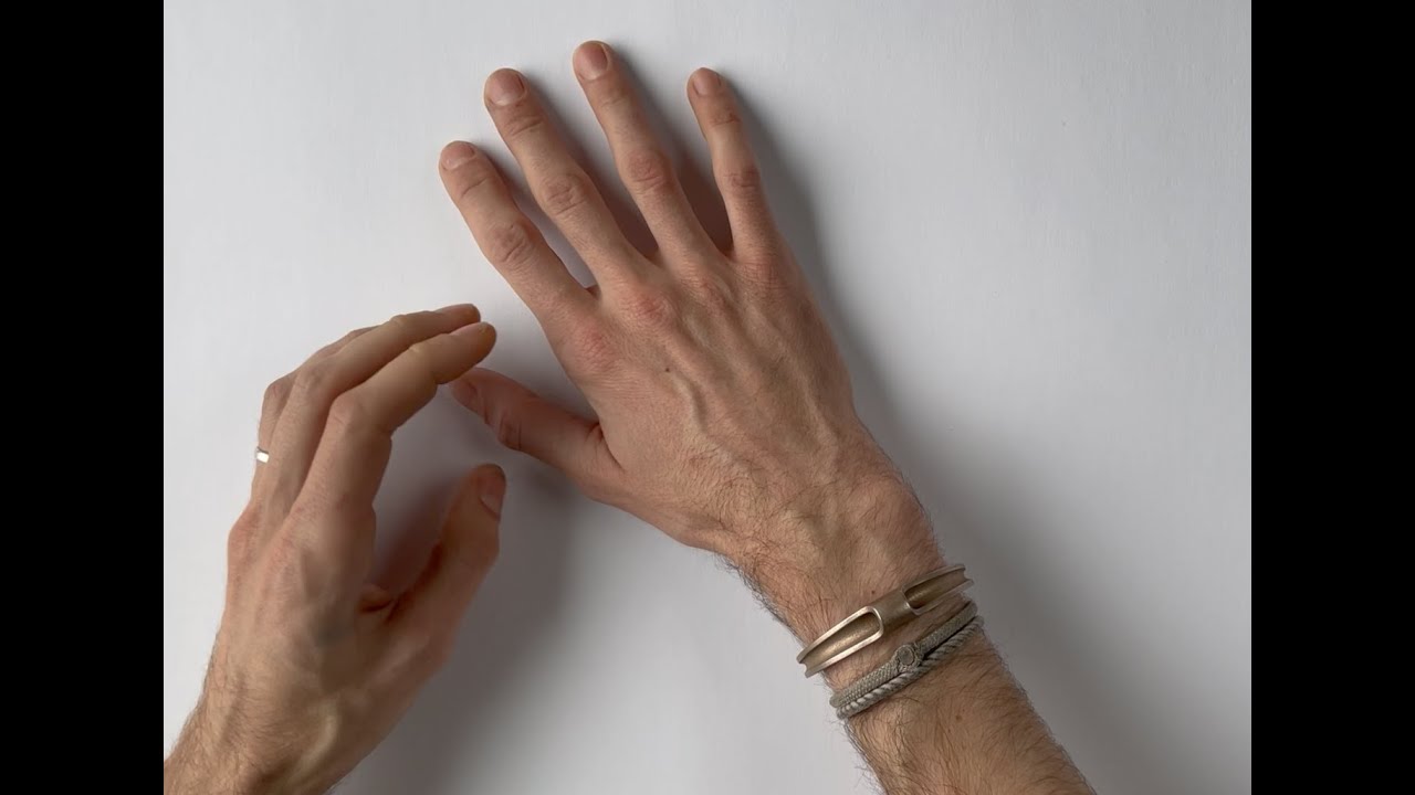 How to put on a Cuff Bracelet (HD)
