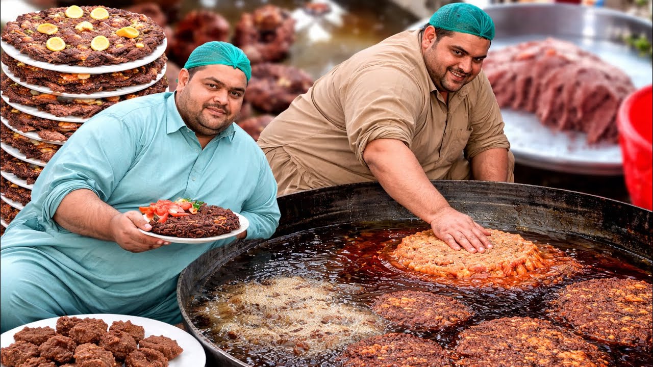 The Big Man Who Feeds a Nation – Chapli Kebab Legend! 🍽🇦🇫