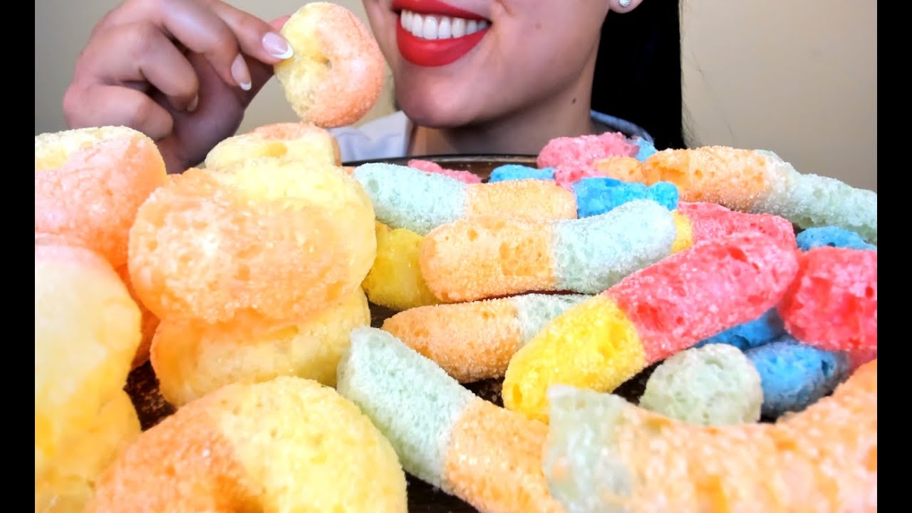 EXTREMELY CRUNCHY FREEZE-DRIED  Sour Worm and Peach Rings CANDY PUFFS ASMR SOUNDS