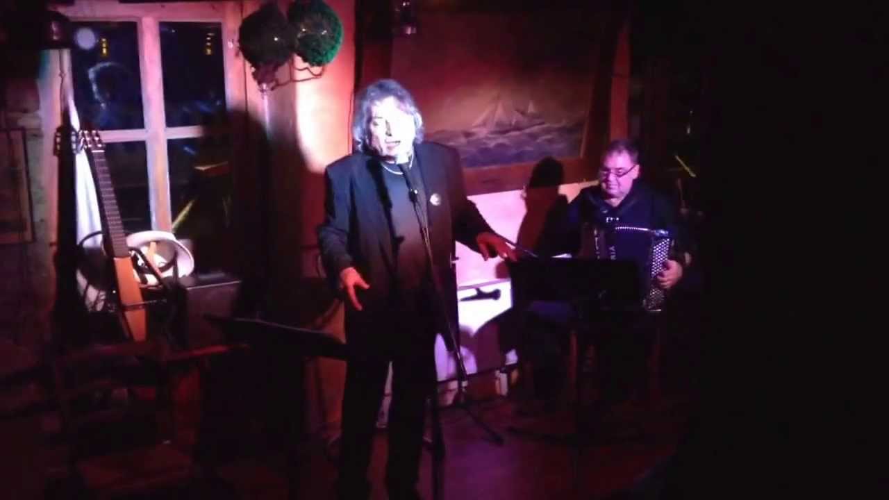Manu Lann Huel &agrave; l'auberge du pont
