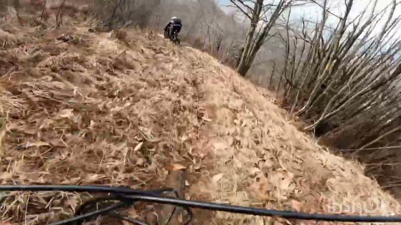 Discesa Corvino, Monte Ere
