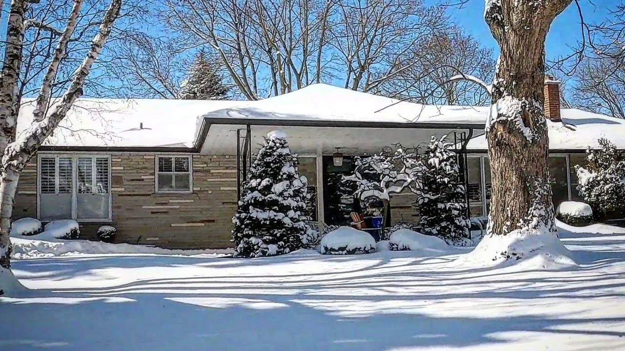 Winter Snowfall Walk Toronto Canada  February 2022 4k60