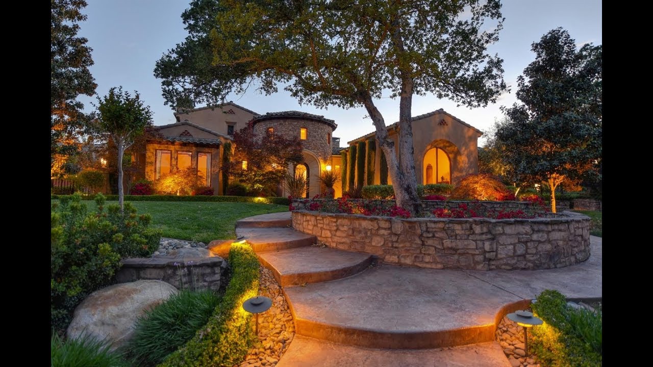 Private gated Mediterranean Villa!