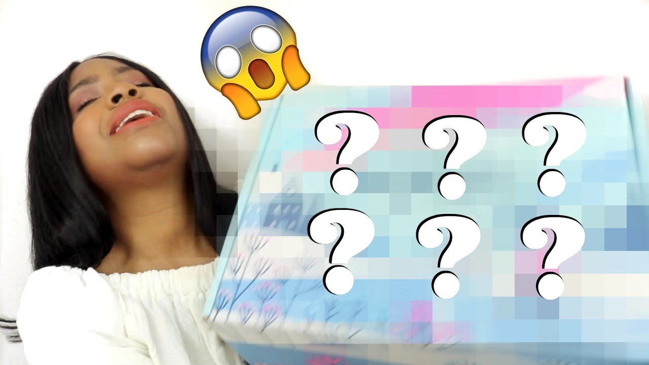 WHAT'S INSIDE THE BOX??