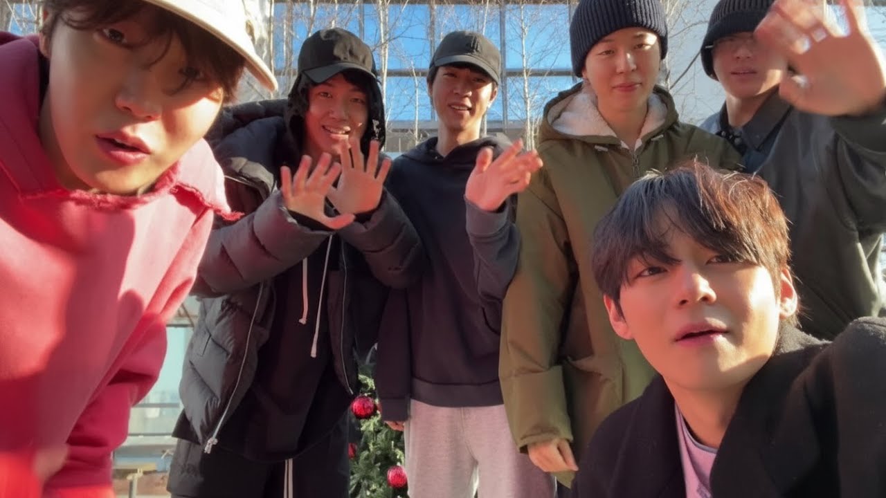 🔴 [MULTI SUB] Taehyung Weverse LIVE #03 (30.12.25) &mdash; V with BTS OT7 Birthday Moment